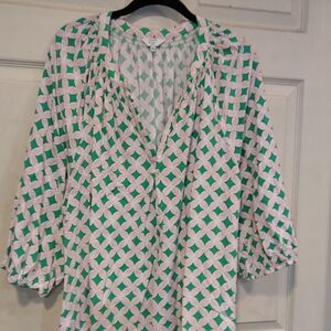 New Crown & Ivy Women's Size 3XL Geometric Green and Pink Women's Top